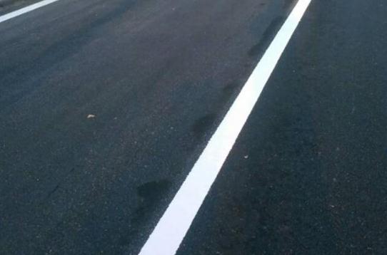 十堰恐龍化工分享：道路標線的5個具體施工方法！