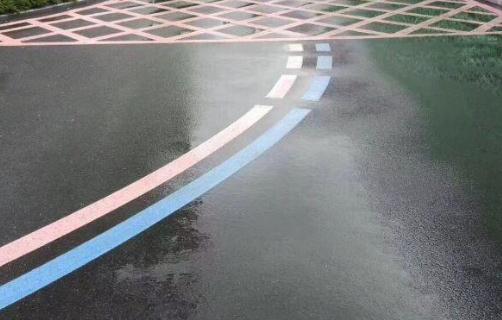 看看這里分享的4個熱熔標線的施工流程！