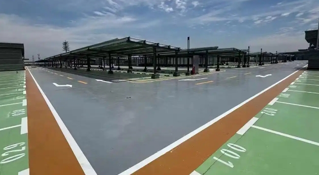 夏季室外地坪漆施工，起泡什么原因？